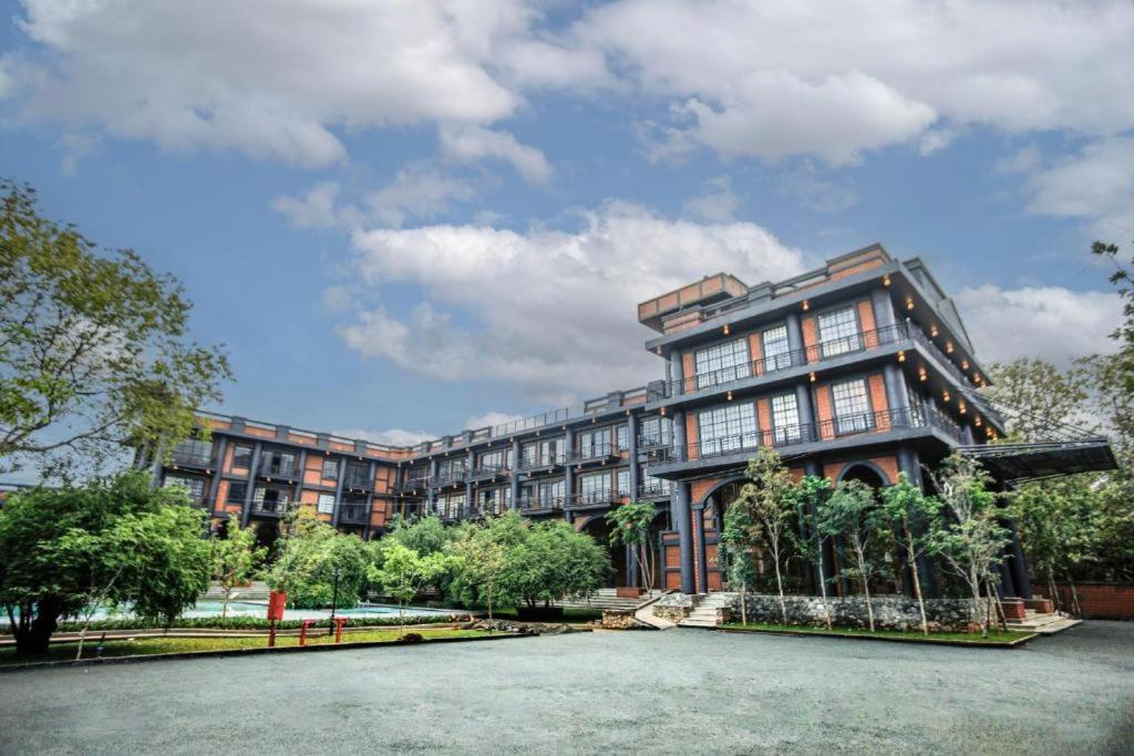 Covanro Sigiriya - Brand New Luxury Hotel Εξωτερικό φωτογραφία